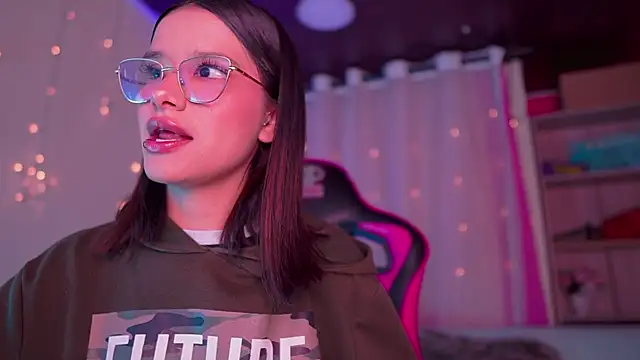 Lana Dreams  online show from January 9, 2:51 am