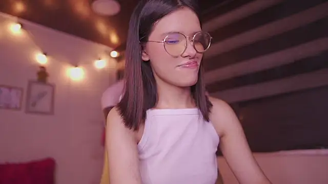 Lana Dreams  online show from December 23, 12:33 am