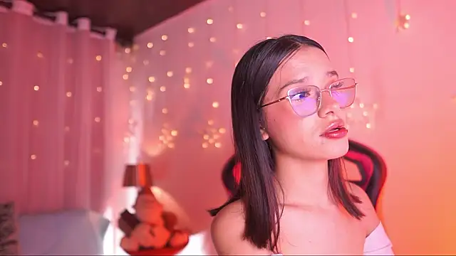 Lana Dreams  online show from January 14, 12:36 am