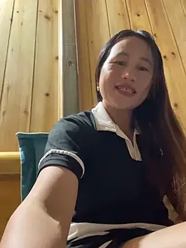 phungtiti online show from November 10, 5:45 am