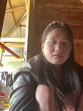 phungtiti online show from March 25, 3:39 am