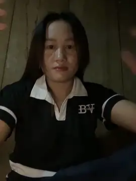 phungtiti online show from October 27, 5:36 pm