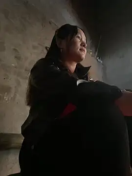 phungtiti online show from December 21, 12:57 am