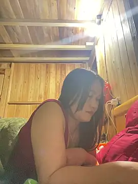 phungtiti online show from March 31, 2:41 pm