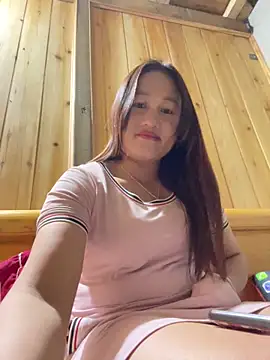 phungtiti online show from March 22, 2:40 pm