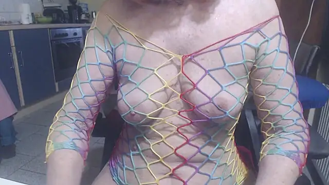 SexySilvie online show from June 4, 1:49 pm