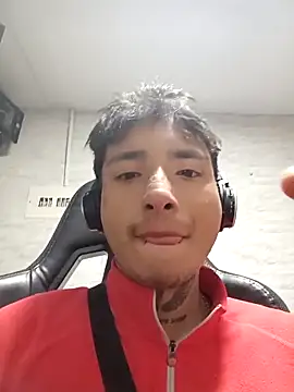 derek devil24 online show from April 18, 6:10 pm