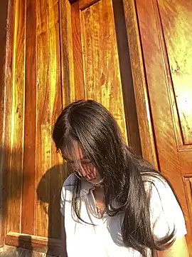 EmLy02 online show from November 27, 12:44 am