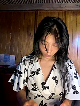 EmLy02 online show from September 27, 3:45 am