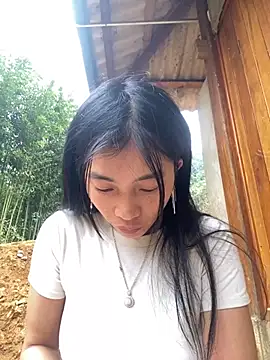 EmLy02 online show from November 7, 9:14 am