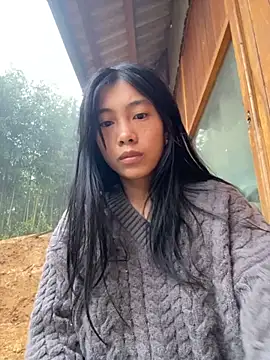 EmLy02 online show from November 3, 12:05 am