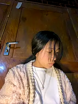 EmLy02 online show from November 1, 12:43 pm