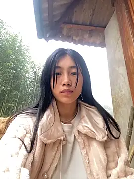 EmLy02 online show from November 18, 1:10 am