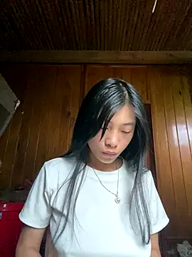 EmLy02 online show from October 14, 12:00 am