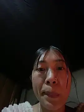 EmLy02 online show from February 7, 12:02 pm