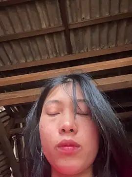 EmLy02 online show from April 14, 12:04 am