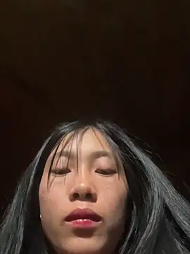 EmLy02 online show from April 11, 1:13 am