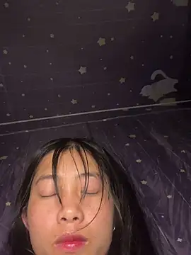 EmLy02 online show from March 23, 2:33 am