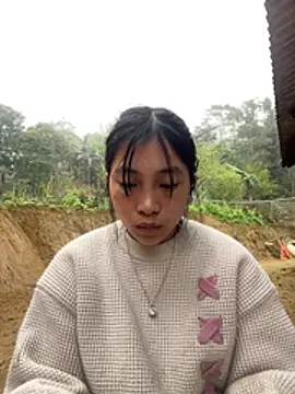 EmLy02 online show from March 4, 8:00 am