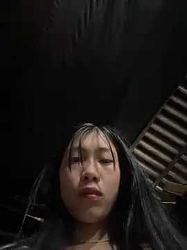 EmLy02 online show from April 8, 1:29 am