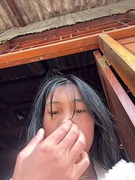 EmLy02 online show from March 18, 1:31 am