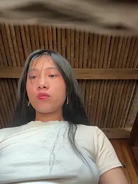 EmLy02 online show from April 13, 1:09 am