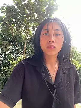 EmLy02 online show from February 21, 2:57 am