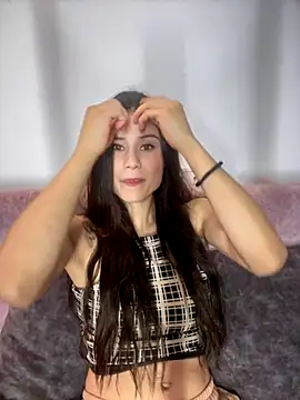 Snapshot of VioletaLorette chatting on September 18, 2:47 am VioletaLorette online show from September 18, 2:47 am