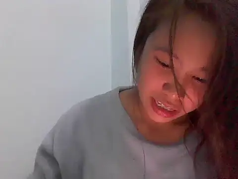 fanchunn online show from March 7, 1:27 pm