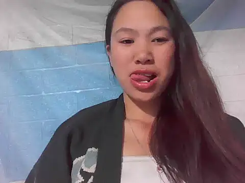 fanchunn online show from November 17, 1:15 pm