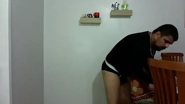 Snapshot of Diabloproducciones chatting on January 7, 10:04 pm Diabloproducciones online show from January 7, 10:04 pm