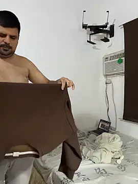 Snapshot of Diabloproducciones chatting on December 14, 2:07 am Diabloproducciones online show from December 14, 2:07 am