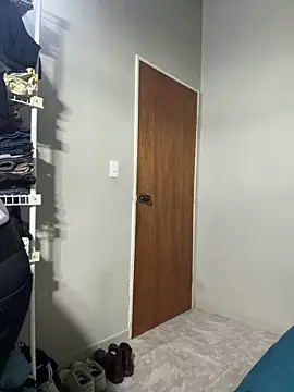 Snapshot of Diabloproducciones chatting on February 9, 1:25 am Diabloproducciones online show from February 9, 1:25 am