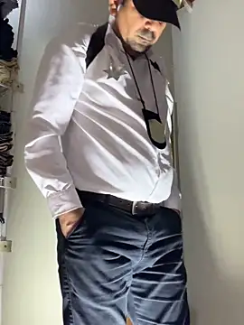 Snapshot of Diabloproducciones chatting on February 9, 10:19 pm Diabloproducciones online show from February 9, 10:19 pm