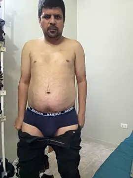 Snapshot of Diabloproducciones chatting on February 13, 1:49 am Diabloproducciones online show from February 13, 1:49 am