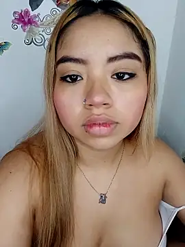 Emily  Hott online show from February 12, 3:45 pm