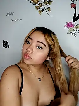 Emily  Hott online show from February 26, 12:05 pm