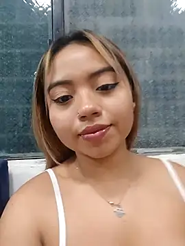 Emily  Hott online show from November 8, 6:28 am