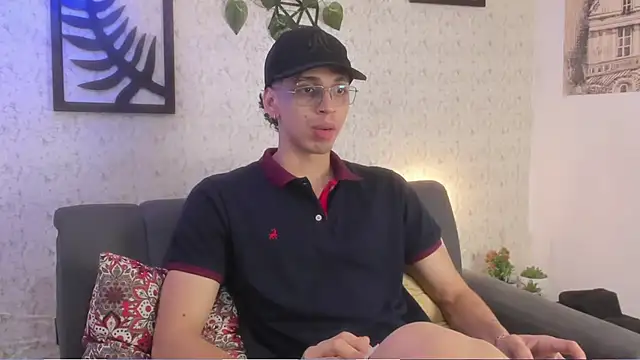 nicolai drake online show from November 3, 3:45 am