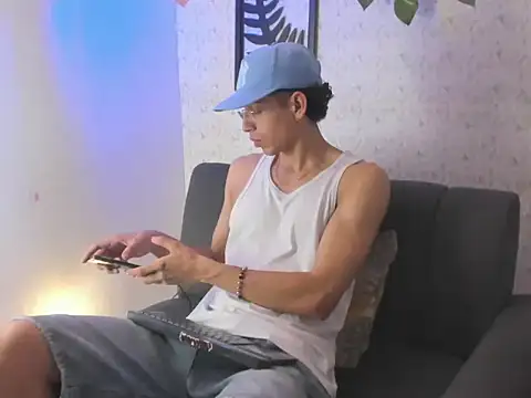 nicolai drake online show from October 26, 7:47 pm