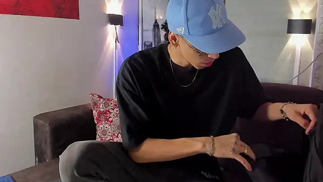 nicolai drake online show from November 6, 3:54 am