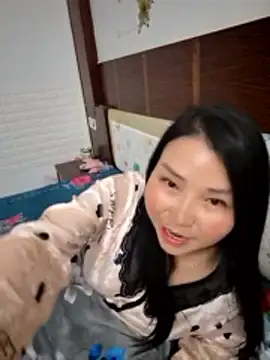 lingling5200 online show from March 8, 1:14 pm