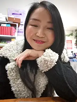 lingling5200 online show from March 6, 6:52 am