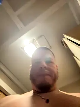 kev0n2389 online show from October 24, 8:24 am