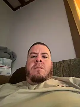 kev0n2389 online show from November 2, 9:42 pm