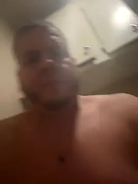 kev0n2389 online show from October 19, 2:03 am