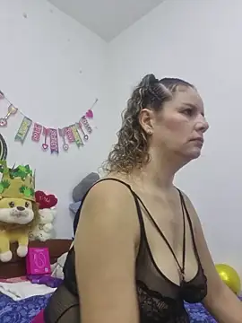 Nina vallon online show from May 11, 10:38 am
