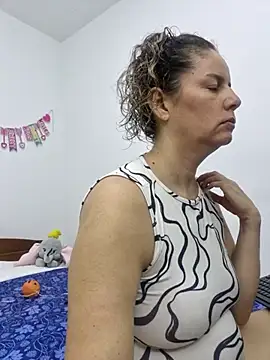 Nina vallon online show from October 15, 10:34 am