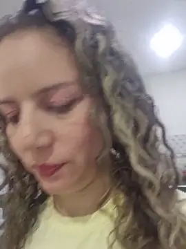 Nina vallon online show from February 26, 12:49 pm