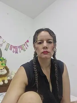 Nina vallon online show from April 29, 10:30 am